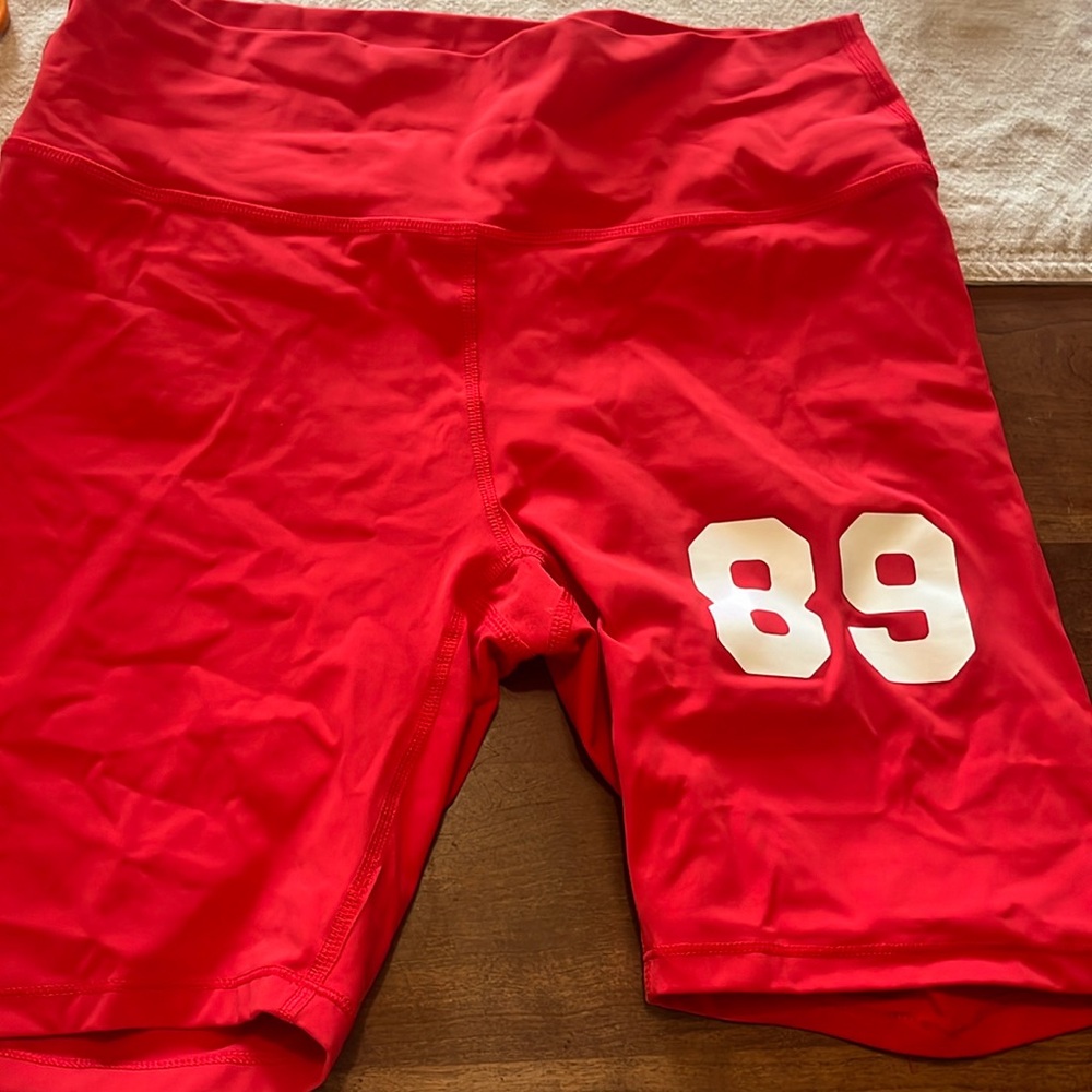 Levi’s Red 89 Biker Short L